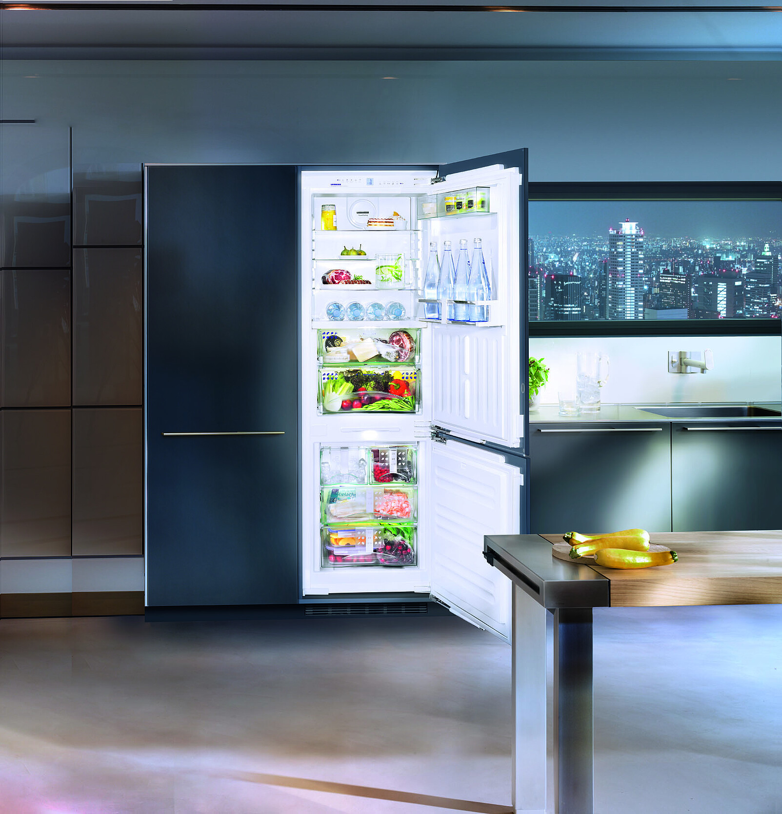 Какой холодильник лучше купить в 2024. Liebherr ICBN 3366. Встраиваемый холодильник Liebherr. Холодильник Meneghini la Cambusa. FRN-x22b5csi.